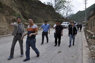 云南省公路局到彝良調(diào)研督促指導(dǎo)交通扶貧和農(nóng)村公路建設(shè)