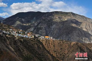 冬游西藏 感受雪山湖泊靜謐之美