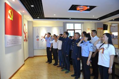 黨建引領(lǐng)筑防線，安全為基促發(fā)展——云南省公路局玉溪分局創(chuàng)新開展'黨建+安全'主題黨日活動(dòng)